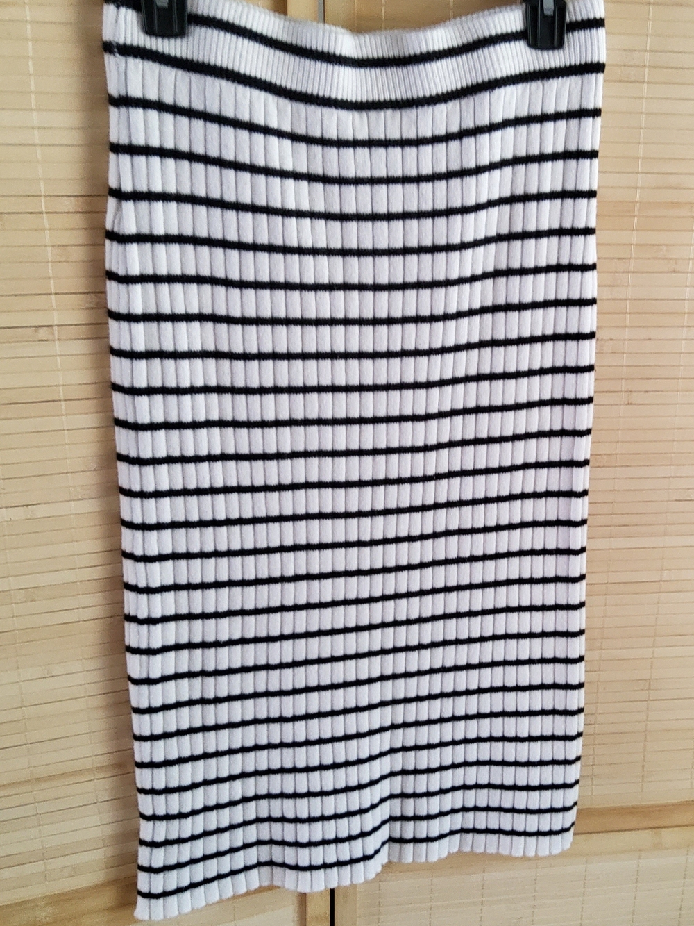 Universal Thread Black and White Ribbed Stripe Knitted Skirt